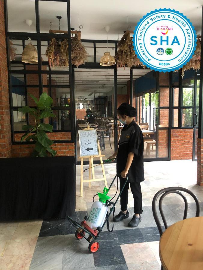 Jomtien Longstay Hotel - Sha Plus Certified Exteriör bild