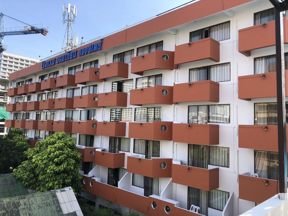 Jomtien Longstay Hotel - Sha Plus Certified Exteriör bild
