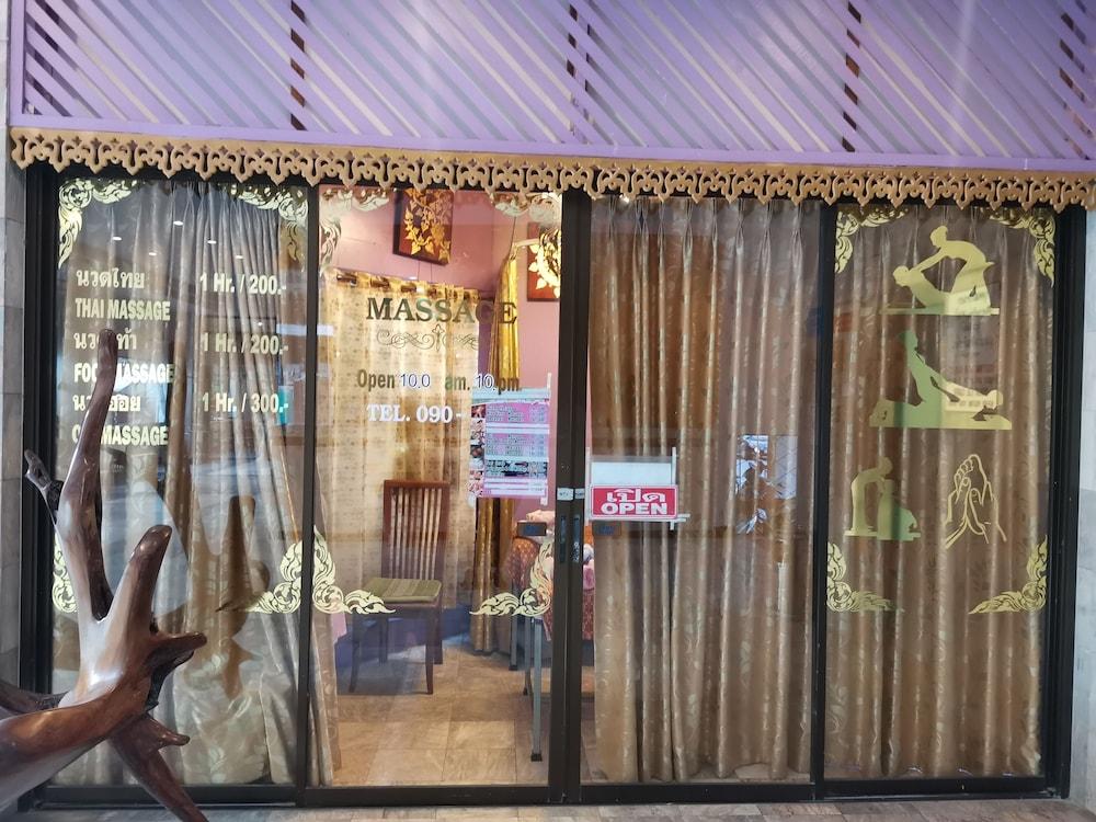 Jomtien Longstay Hotel - Sha Plus Certified Exteriör bild